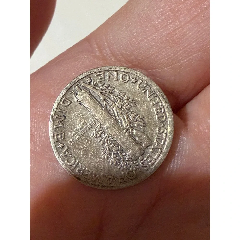 1935 Mercury Dime 90% Silver Winged Liberty Head US Ten Cent Coin Philadelphia
